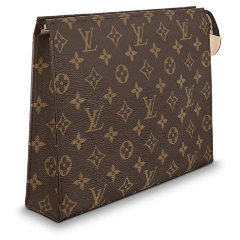 Louis Vuitton trousse de toilette